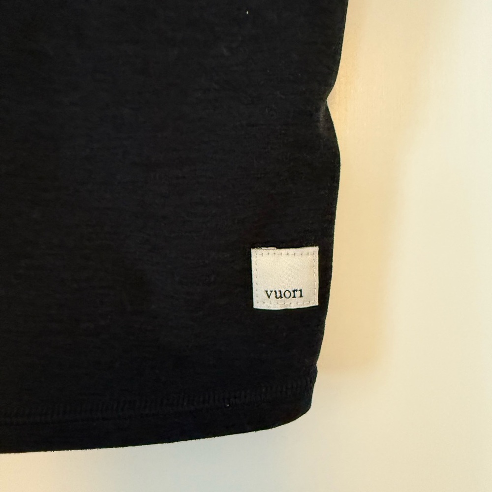 Medium Vuori Black Elevation Square Neck Tank - image 3